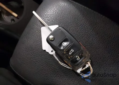 2012 Volkswagen Jetta 2.0L Tdi z USA, uszkodzony, nr VIN 3VWLL7AJXCM320820